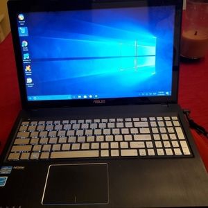 Like New 15.6“ Touchscreen Asus Q500A i7 Laptop